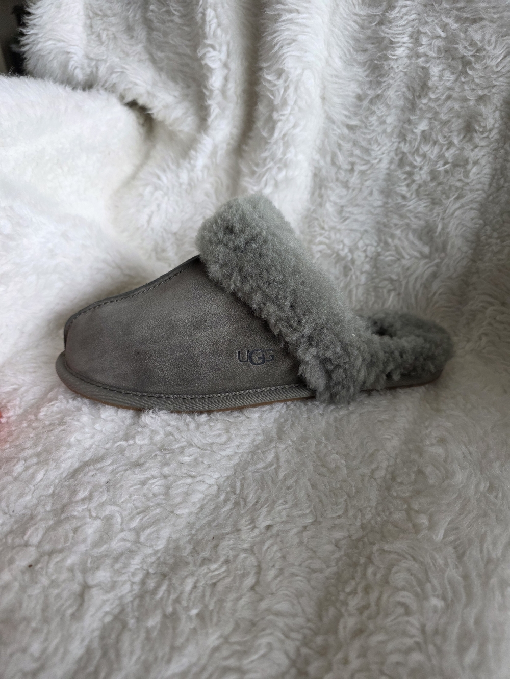 UGG Cozy Shearling Mule Slippers in Gray